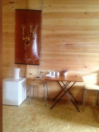Гостевой дом Байкал-Майами Сахюрта Стандартный трехместный номер с отдельной ванной комнатой-7